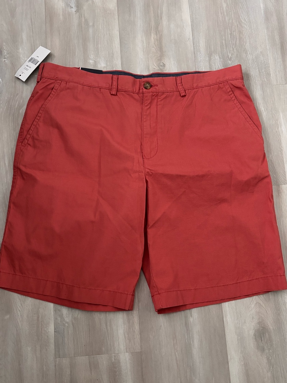 Tommy Hilfiger Classic Fit Chino Shorts NWT 40W